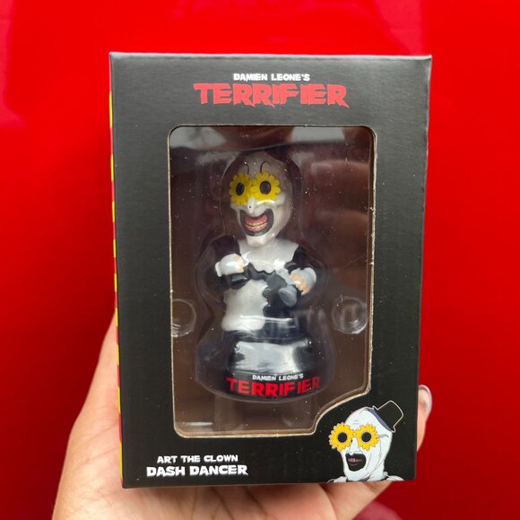 Pink. Ghost Face, Ghost Face & Terrifier Trio  figurines - Picture 4 of 6